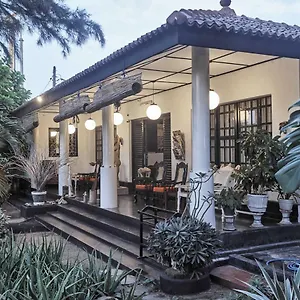 The Icebear Guest house Negombo